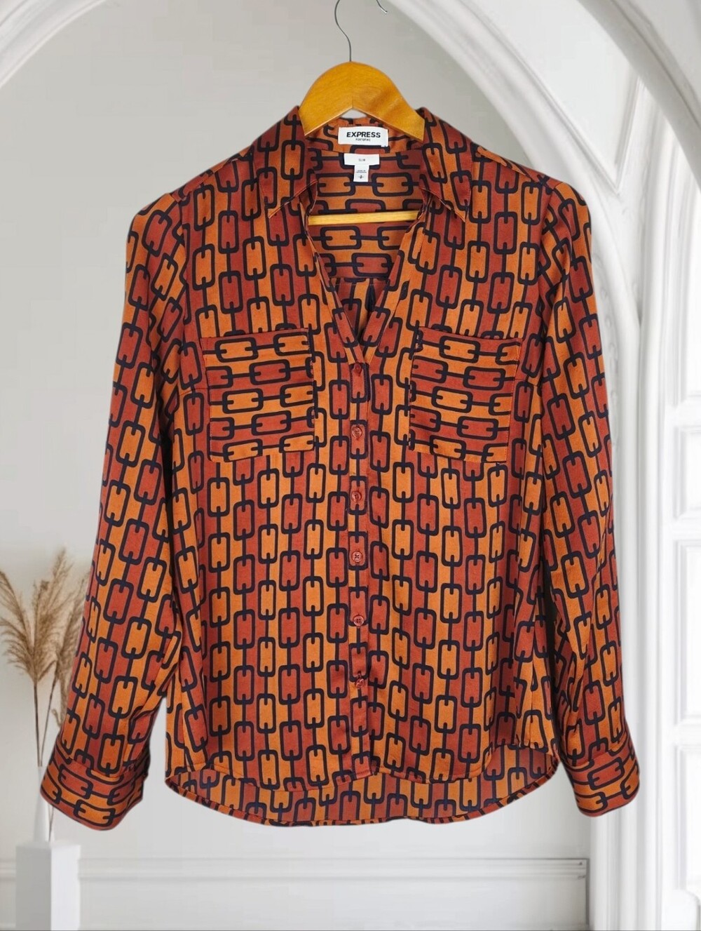 Express Portofino Slim Fit Chain-Print Button Up Long Skeeve Blouse Size Small